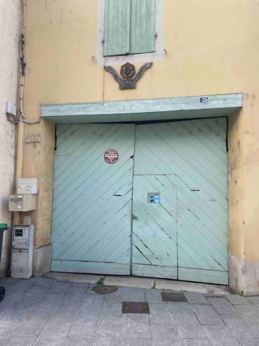 Agreable Gite Au Coeur Du Centre Ville 4 Personnes Шаньи Экстерьер фото